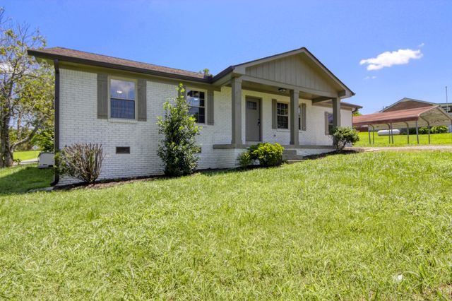 210 Crenshaw Rd, Hartsville, TN 37074