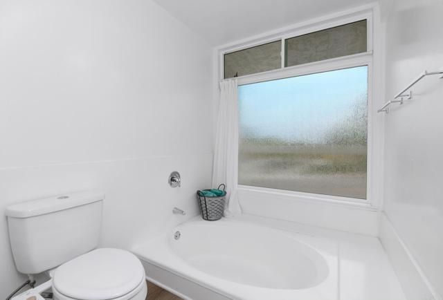 2323 Caringa Way 16, Carlsbad, CA 92009