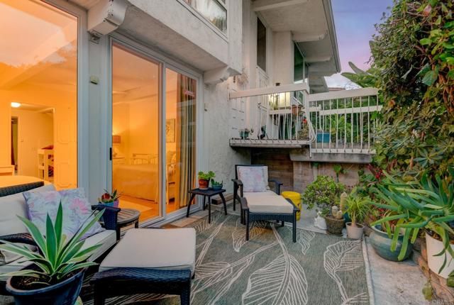 2323 Caringa Way 16, Carlsbad, CA 92009