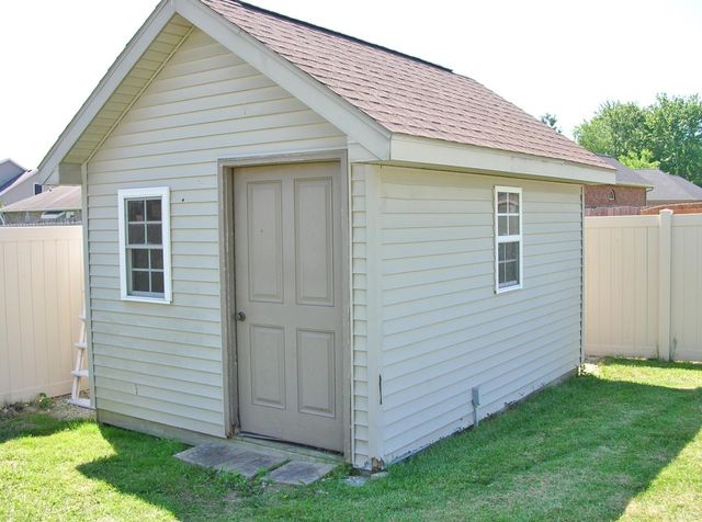 3743 Wethersfield Drive, Evansville, IN 47725
