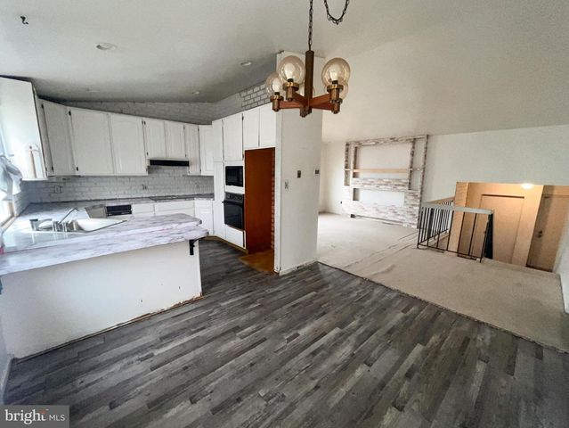 16 COURTLAND CIR, Bear, DE 19701