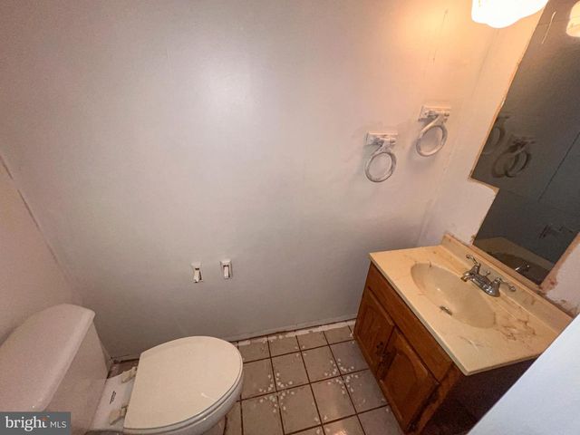 16 COURTLAND CIR, Bear, DE 19701