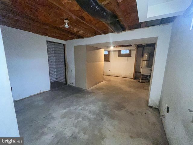 16 COURTLAND CIR, Bear, DE 19701