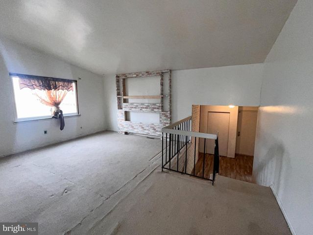 16 COURTLAND CIR, Bear, DE 19701