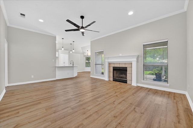 127 Port O Call Court, Runaway Bay, TX 76426