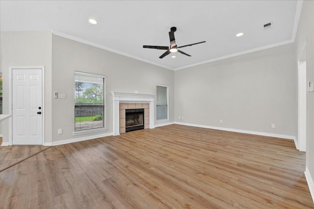 127 Port O Call Court, Runaway Bay, TX 76426
