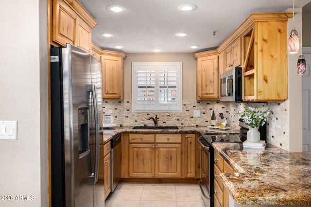 8300 E VIA DE VENTURA -- 2003, Scottsdale, AZ 85258