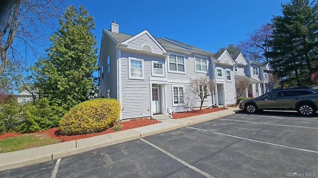 2 Durham Court, Middletown, NY 10940