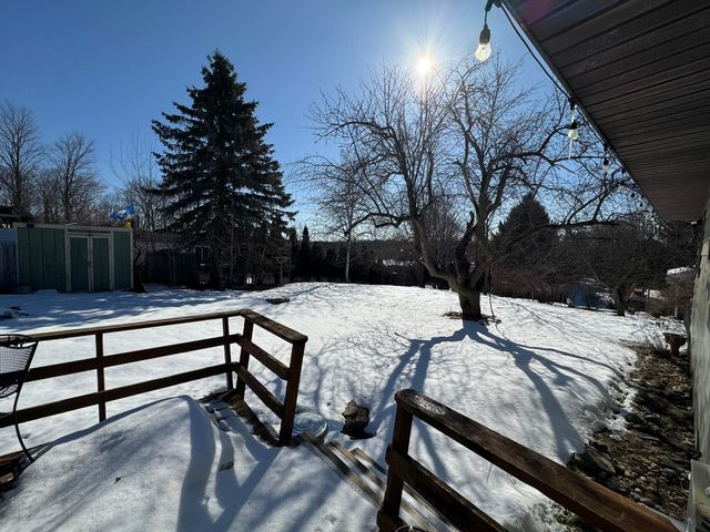 1634 Rasho, East Bay Twp, MI 49686