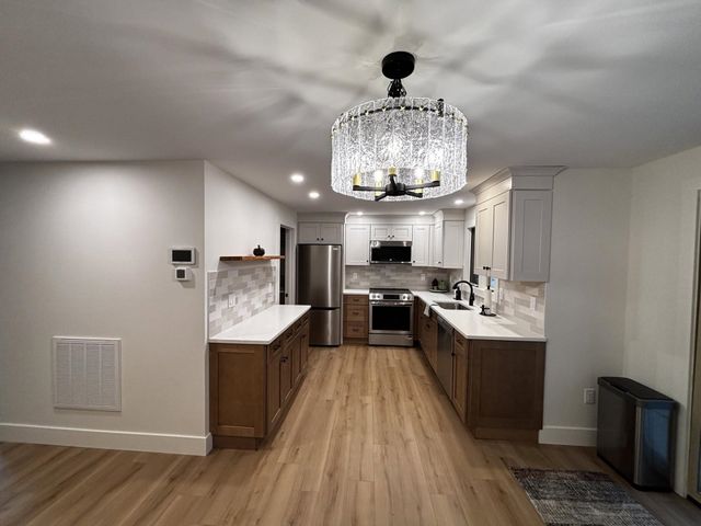 21 Braemar Road, Windham, NH 03087