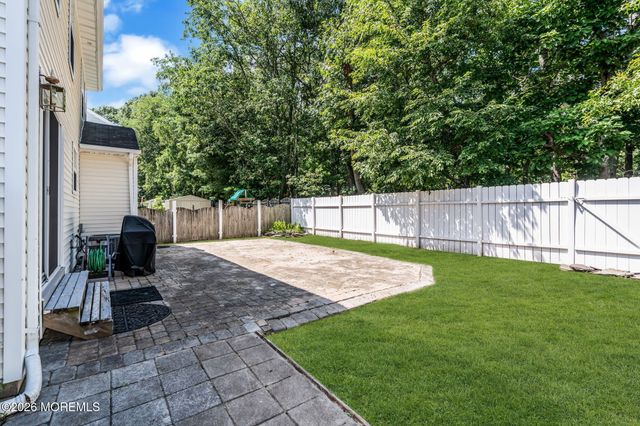 35 Sunnydale Drive, Bayville, NJ 08721