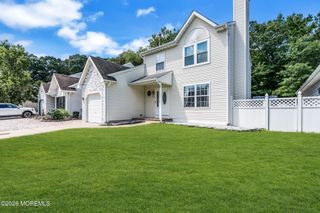 35 Sunnydale Drive, Bayville, NJ 08721