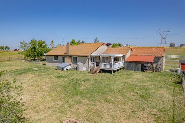 3218 Las Quintas Way, Marysville, CA 95901