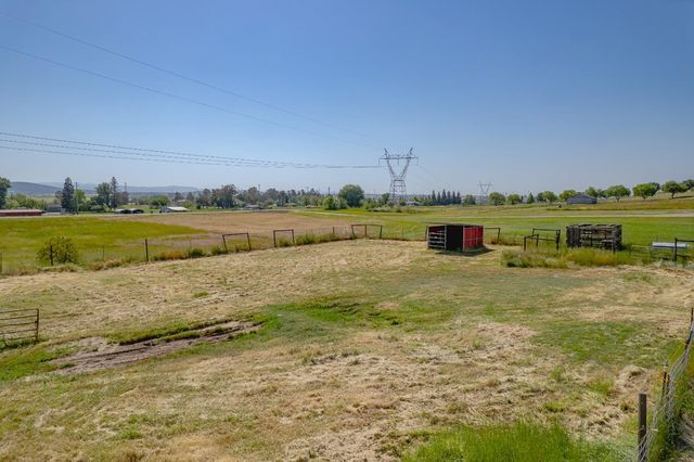 3218 Las Quintas Way, Marysville, CA 95901