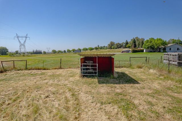 3218 Las Quintas Way, Marysville, CA 95901