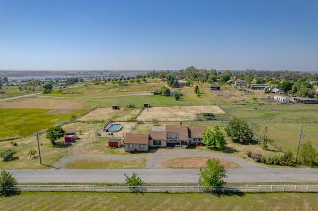 3218 Las Quintas Way, Marysville, CA 95901