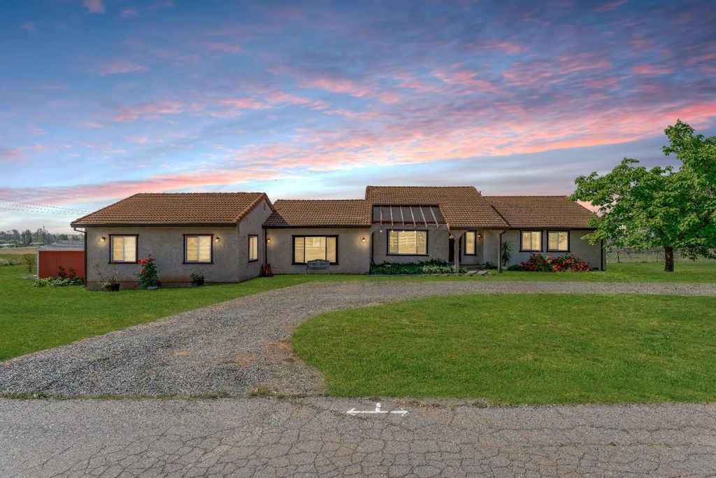 3218 Las Quintas Way, Marysville, CA 95901