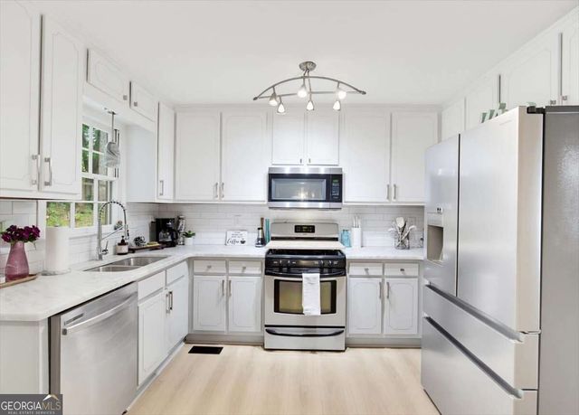 2902 Katy Lane SW, Marietta, GA 30064