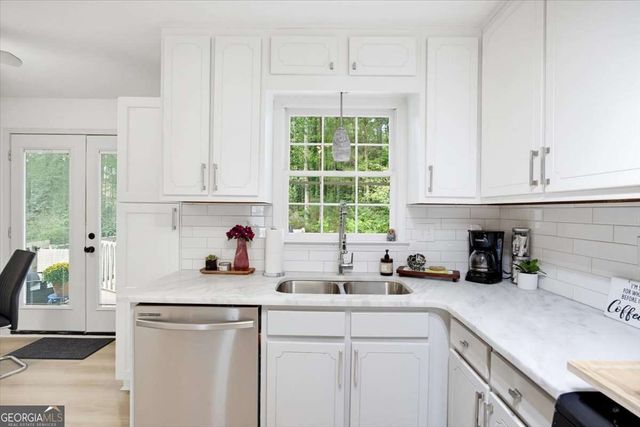 2902 Katy Lane SW, Marietta, GA 30064