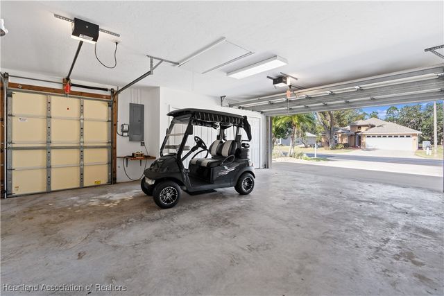 4028 Carter Creek Drive, Avon Park, FL 33825