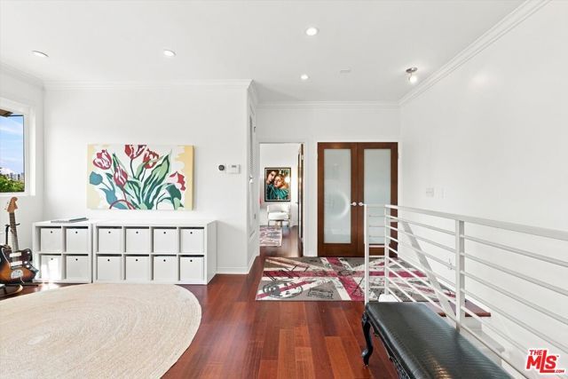 1153 N Formosa Avenue 2, West Hollywood, CA 90046