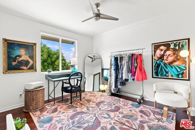 1153 N Formosa Avenue 2, West Hollywood, CA 90046