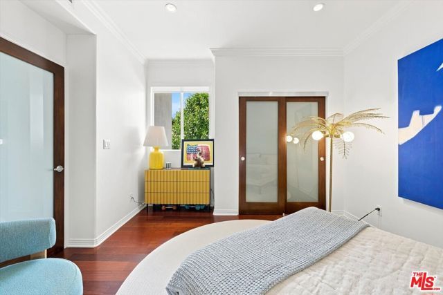 1153 N Formosa Avenue 2, West Hollywood, CA 90046