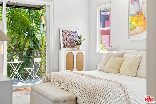 1153 N Formosa Avenue 2, West Hollywood, CA 90046