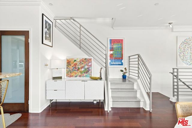 1153 N Formosa Avenue 2, West Hollywood, CA 90046