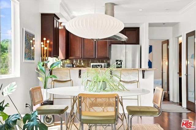 1153 N Formosa Avenue 2, West Hollywood, CA 90046