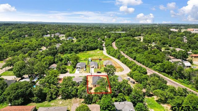 2708 Bunche Dr., Tyler, TX 75701