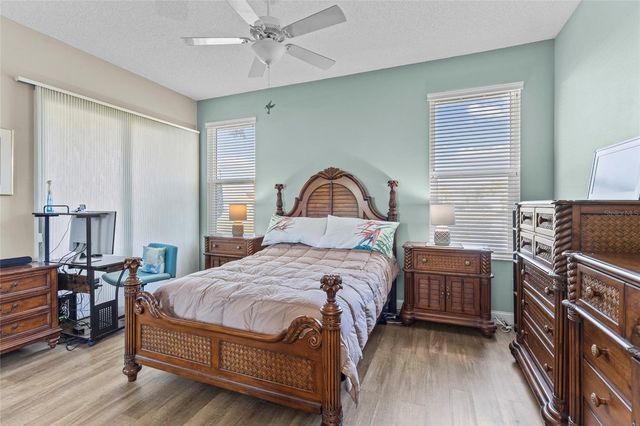 526 CATALINA ISLES CIRCLE, Venice, FL 34292