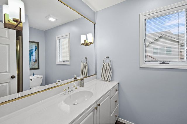 2315 Deerpath Drive W, Schererville, IN 46375