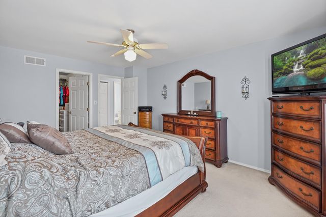 2315 Deerpath Drive W, Schererville, IN 46375