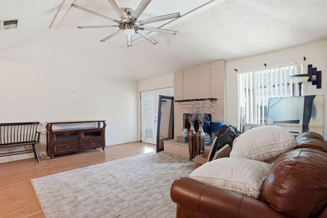 17311 Edgehaven Drive, Houston, TX 77489