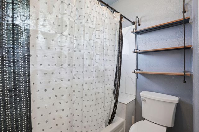 17311 Edgehaven Drive, Houston, TX 77489