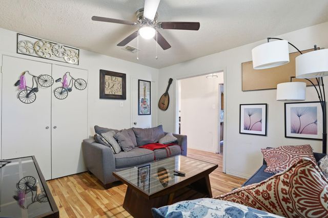 17311 Edgehaven Drive, Houston, TX 77489