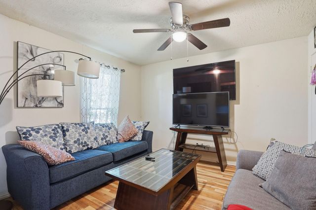 17311 Edgehaven Drive, Houston, TX 77489