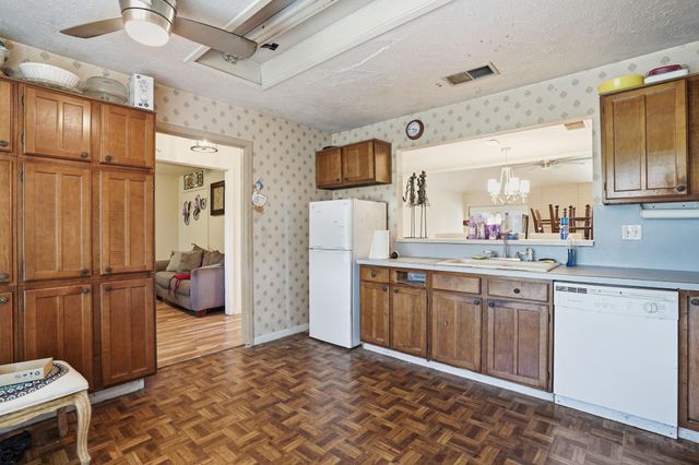 17311 Edgehaven Drive, Houston, TX 77489