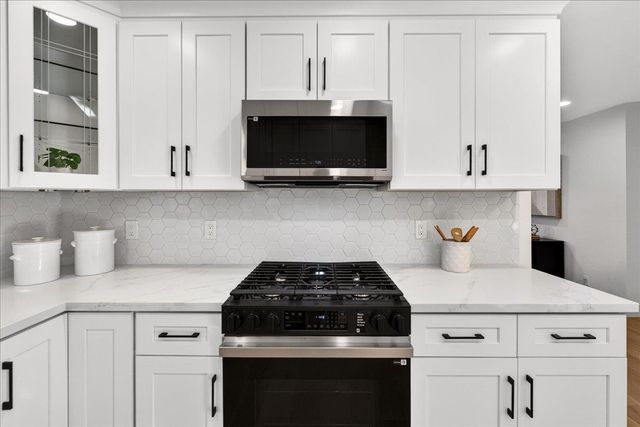 2673 Elliot Street, Santa Clara, CA 95051