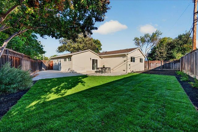 2673 Elliot Street, Santa Clara, CA 95051