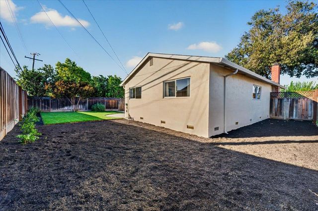 2673 Elliot Street, Santa Clara, CA 95051