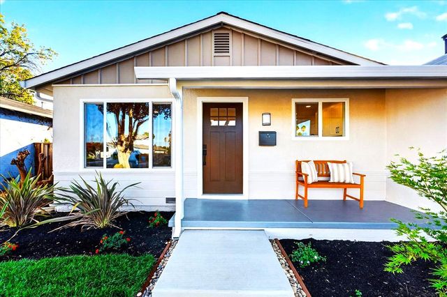 2673 Elliot Street, Santa Clara, CA 95051