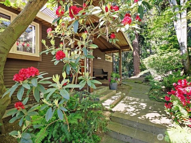 6418 E Mercer Way, Mercer Island, WA 98040