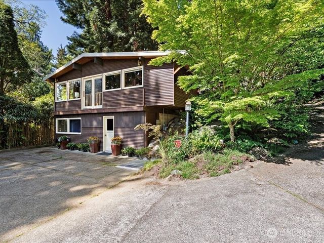 6418 E Mercer Way, Mercer Island, WA 98040