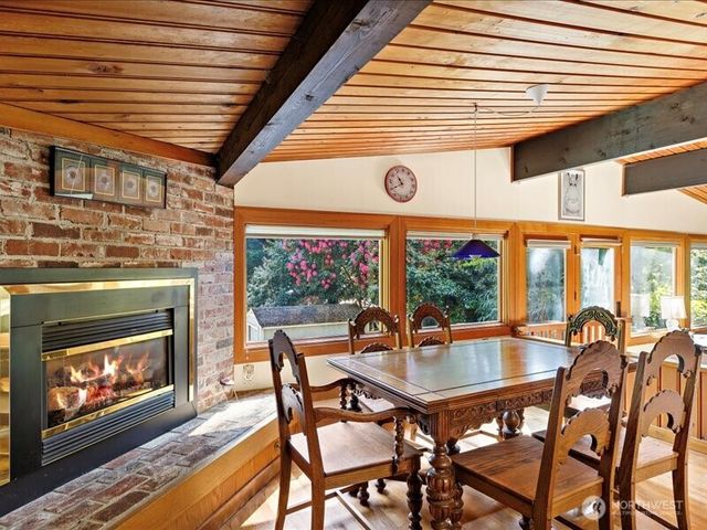 6418 E Mercer Way, Mercer Island, WA 98040