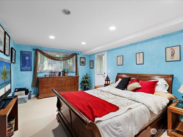 6418 E Mercer Way, Mercer Island, WA 98040