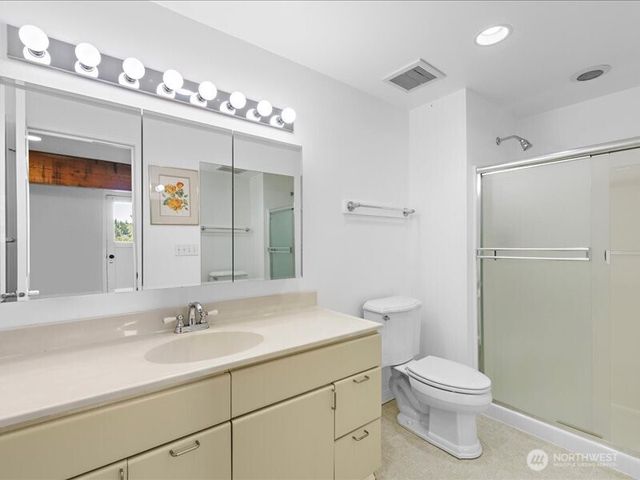 6418 E Mercer Way, Mercer Island, WA 98040