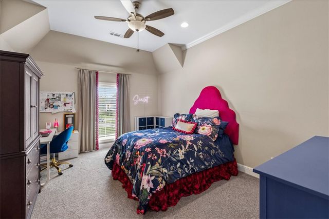 1484 Le Chesnay Drive, Centerton, AR 72719