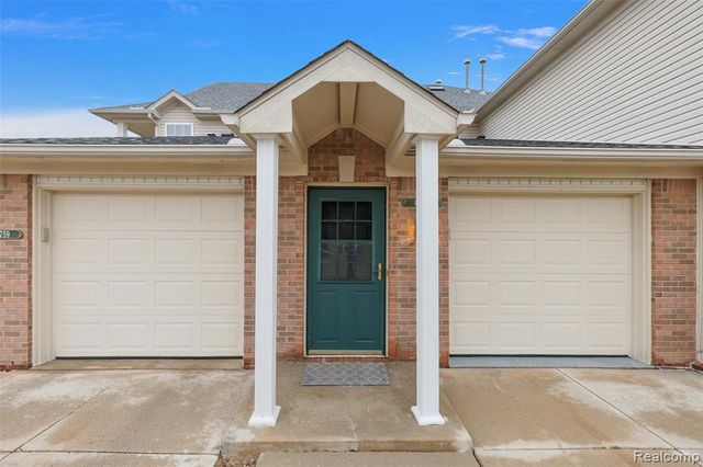 45765 Cagney Drive, Macomb, MI 48044